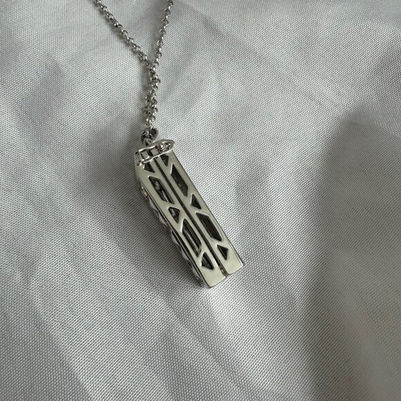 Silver Necklace for Fitbit Tracker - Picture 5 of 9